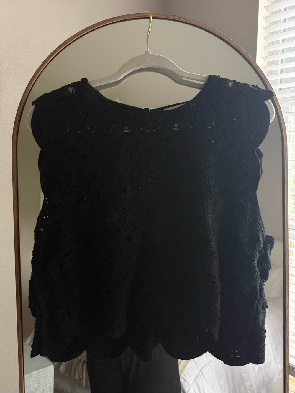 Abercrombie & Fitch Women's Black Crochet Shell Top